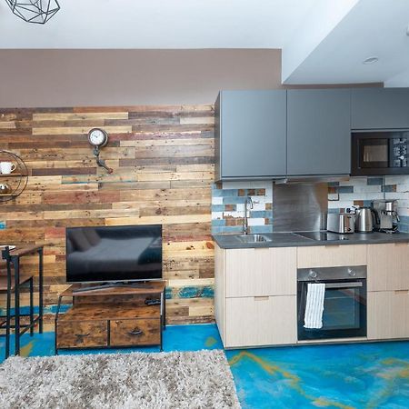 New Stylish Studio Flat Near Woolwich Tube 런던 외부 사진